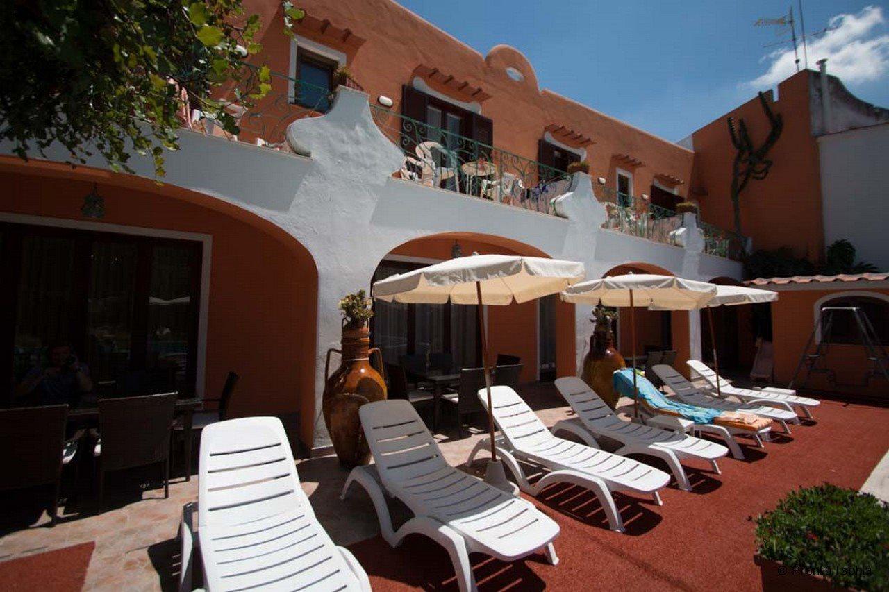 Hotel Aragonese Иския Екстериор снимка