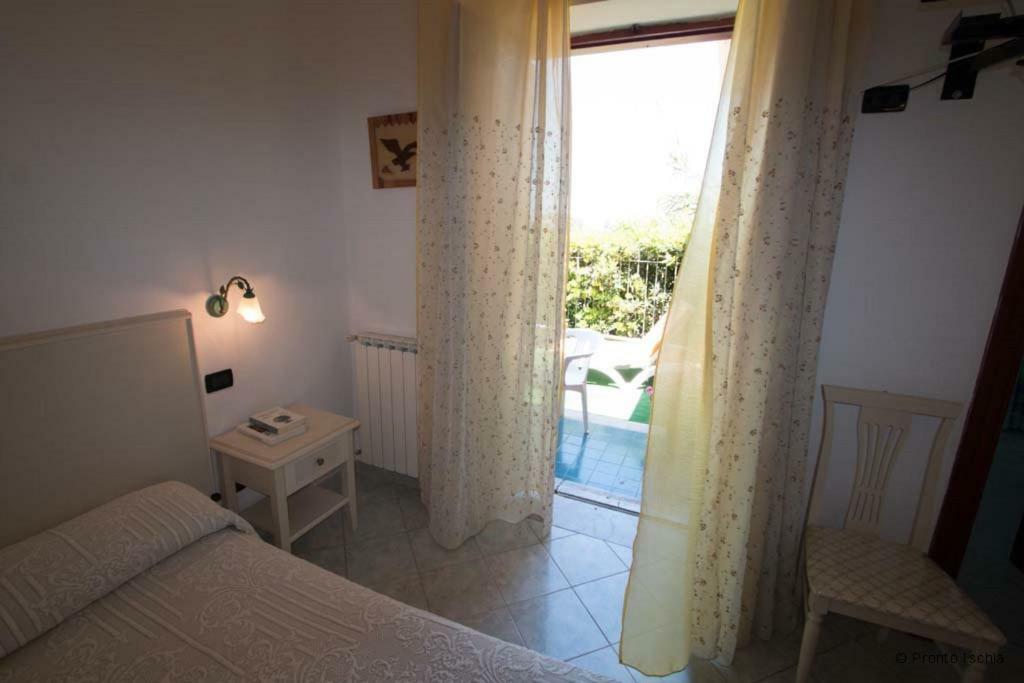 Hotel Aragonese Иския Екстериор снимка